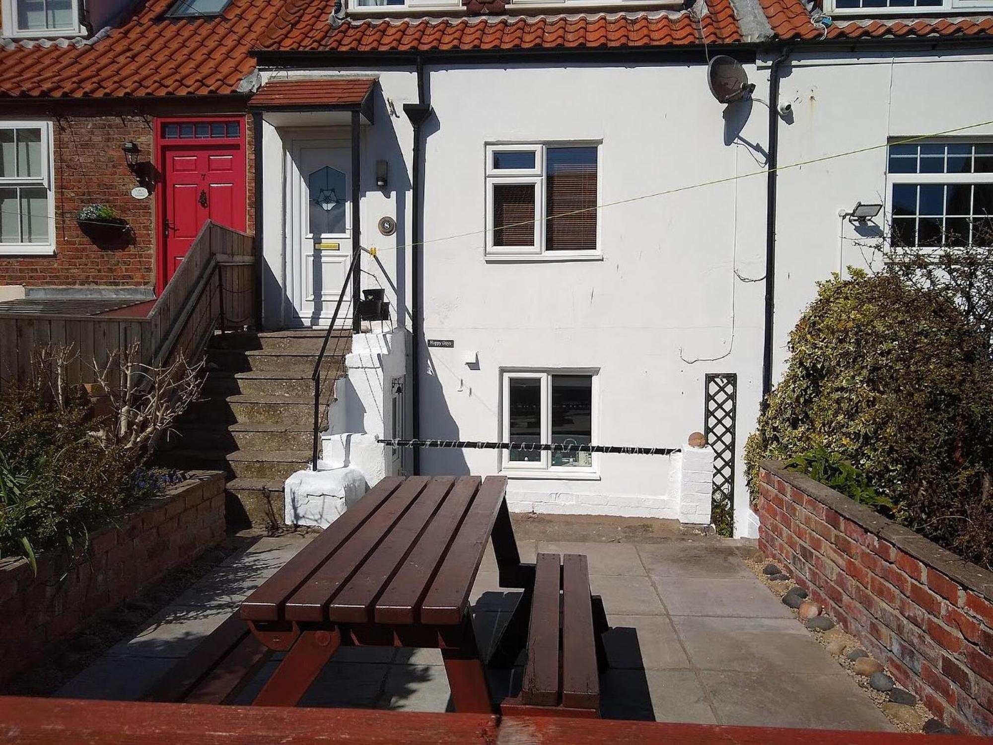 Happy Days Whitby Exterior foto